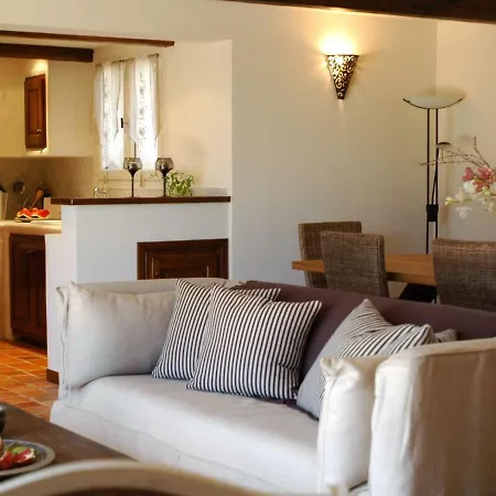 Holiday Domaine Brellinga Holiday home *